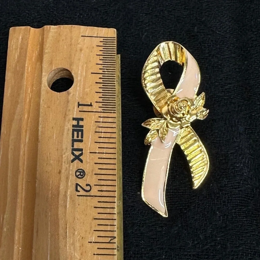 Avon awareness ribbon